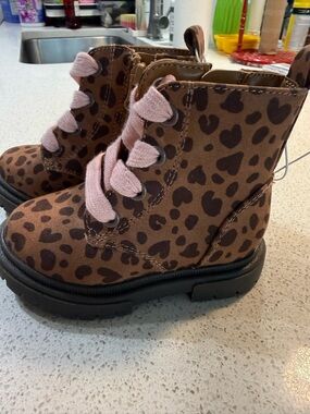 Cat & Jack Leopard Print Boots with Pink Laces
